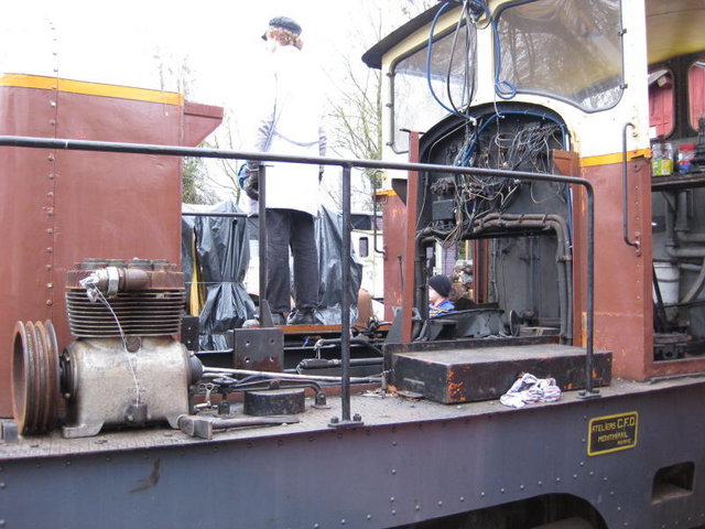 LEVAGE_MOTEUR_06_01_2010_006_6_1[1].jpg