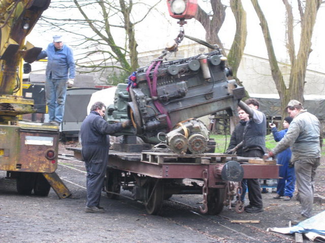 LEVAGE_MOTEUR_06_01_2010_004_4_1[1].jpg