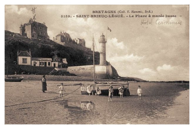 Phare legue 2.jpg