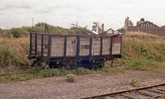 1978-11 et 79 Pérève 013.jpg
