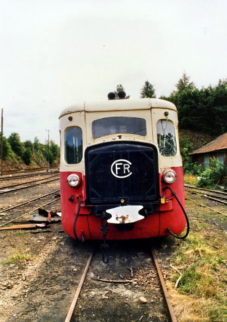 cfr011uy0.jpg