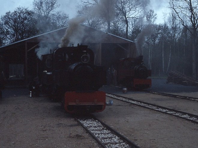 CFSE allumage des 3 locos 26.4.78.jpg