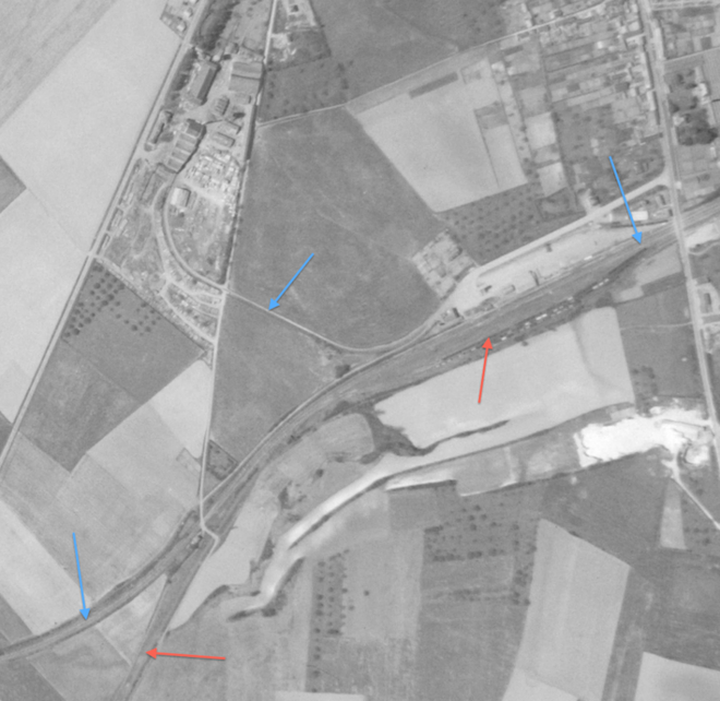 Crèvecoeur vue aérienne 1955 VN & VM.png