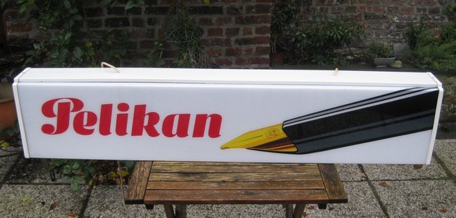 pelikan.jpg