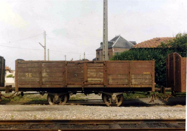 1966 - wagons marchandise U 3439 (4).jpg
