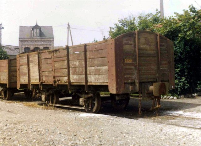 1966 - wagons marchandise U 3259 (3).jpg