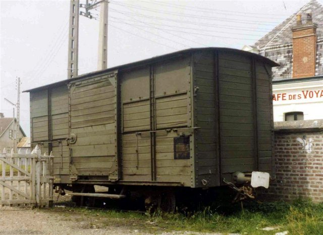 1966 - wagons marchandise (8).jpg