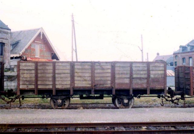 1966 - wagons marchandise (5).jpg
