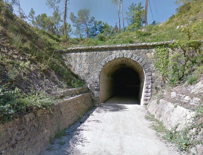 Flayosc tunnel b.png