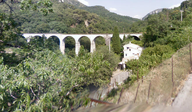 Viaduc de la Cagne 3.png