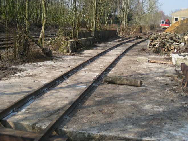 2014 03 13 APPROVISIONEMENT RAILS ET TRAVERSES NIVELAGE_010_10_1.JPG