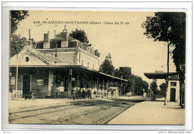 18 - Gare St AMAND.jpg