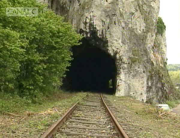 tunnel dinant givet.jpg