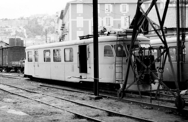 le 212.JPG