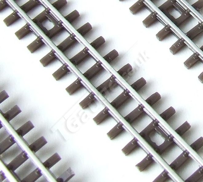 R-021.jpg