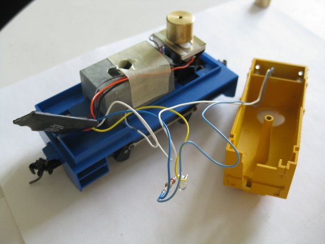 2040 Brummi chassis 25 reduit.JPG
