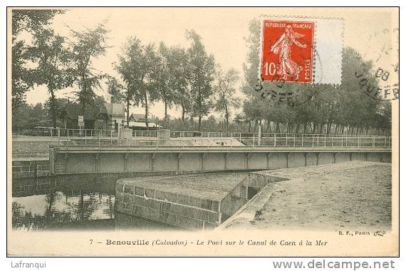 Bénouville le pont sur le canal de Caen à la mer.jpg