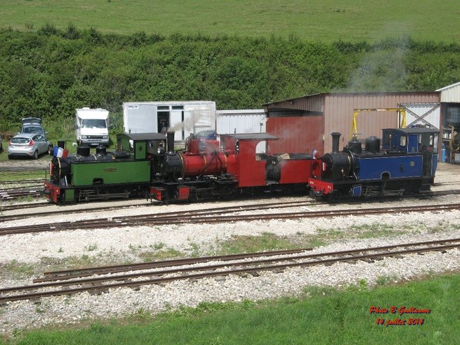 3 locos bis.jpg
