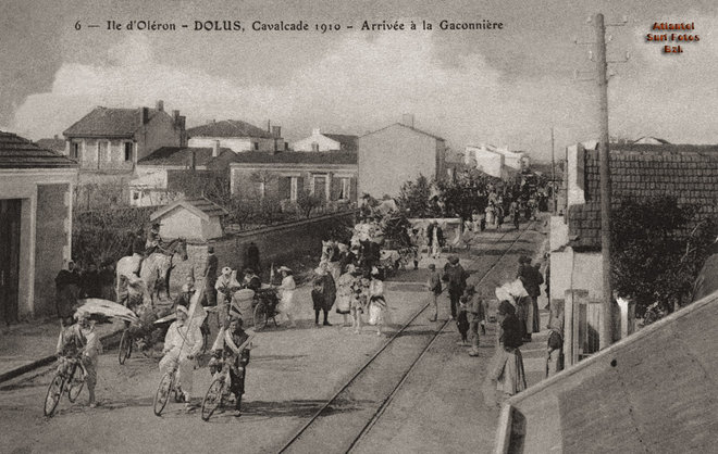 Oléron -Dolus-Cavalcade-1910.jpg