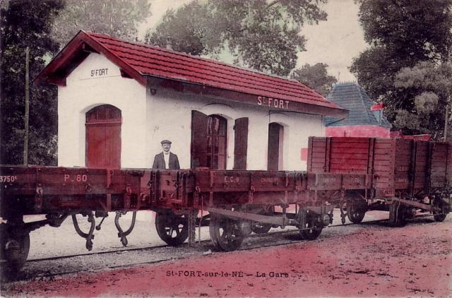 EC Saint Fort Wagons Plats et Tombereaux COULEUR MARRON.jpg