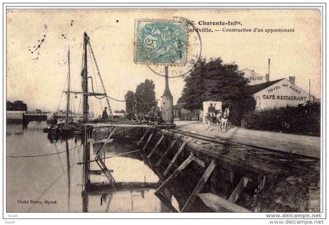 17 - ILE D´OLERON - BOYARD-VILLE - CONSTRUCTION D´UN APPONTEMENT.jpg