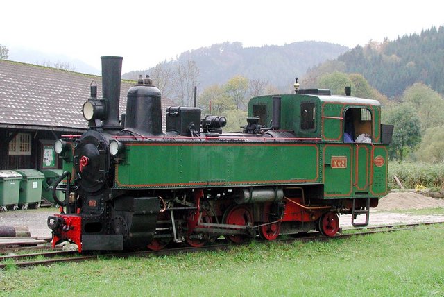 YV2(2).JPG