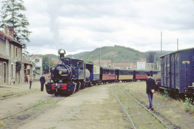 70-07-136vm.jpg