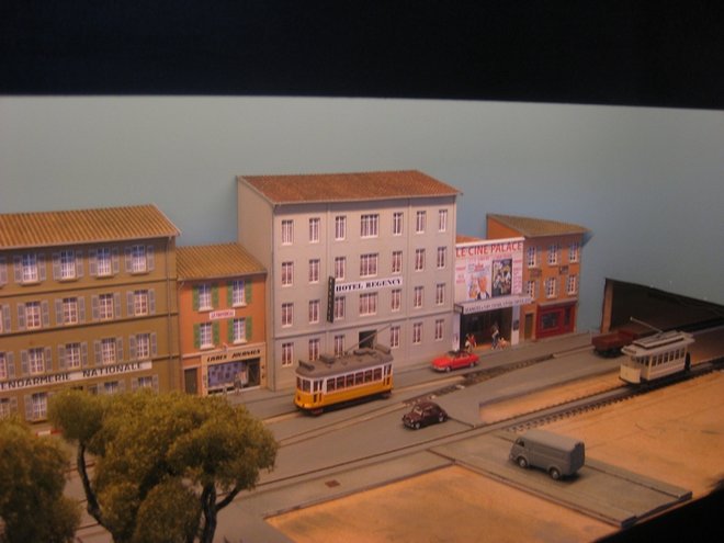 tram 1.jpg