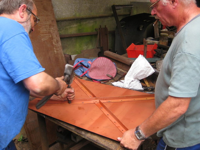 2014 09 17 TRAVAUX SUR COUVERT BRETON_002_2_1.JPG