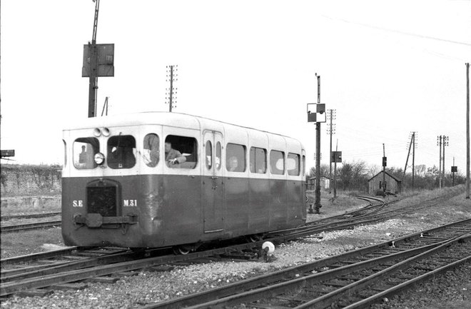 1960-11-10 V 02 Renault SE de la Somme M31.jpg