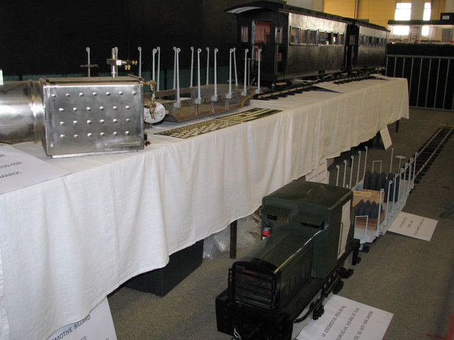 Stand 3.jpg