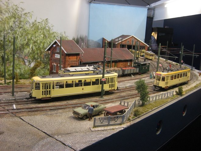 tram 4.jpg