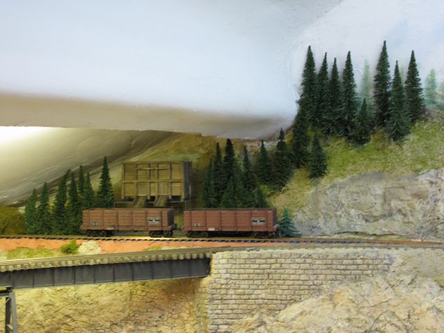 10-05-04-cs.jpg