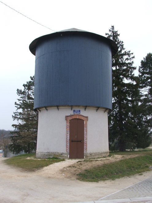 Rosières chateau d'eau.JPG