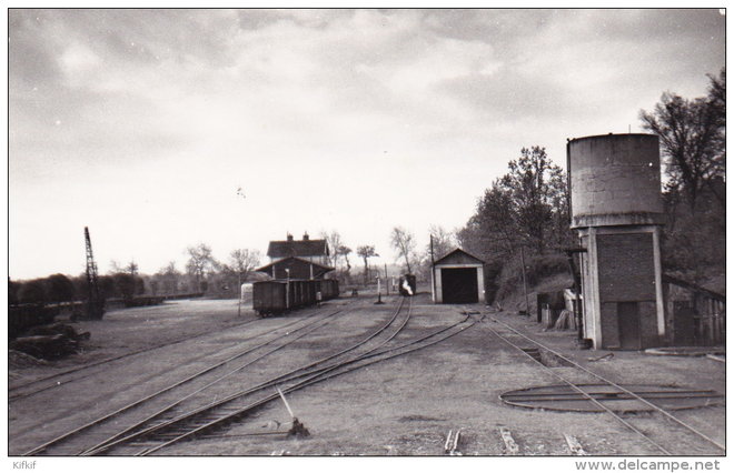 18 -  SE Cher gare de Lignières 1951 ligne Marcais St Florent  - cliché P. Laurent COLLECTION PEREVE.jpg
