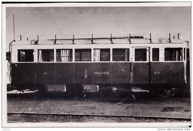 cfdf_autorail_panhard_am17.jpg