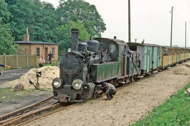 77-08-1630-znin-biskupin.jpg