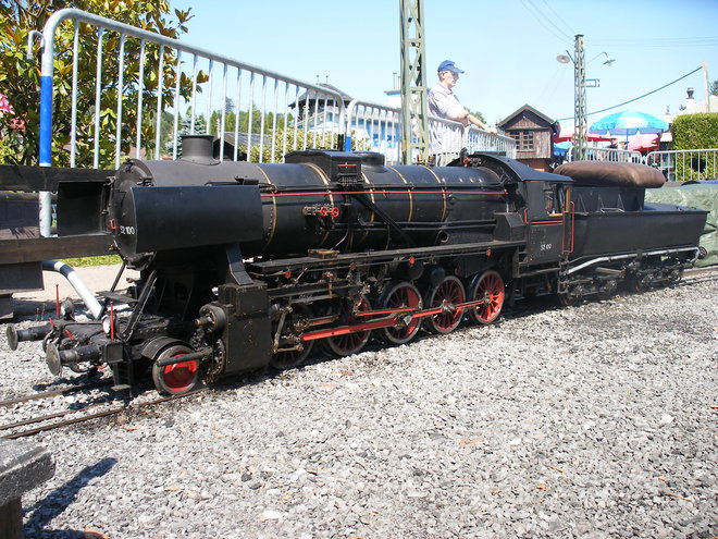 Locomotive à vapeur BR 52 100 en modelisme au Swiss Vapeur Parc.JPG