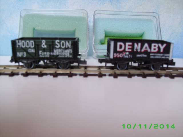 wagons Peco N gauge 005_PhotoRedukto.jpg