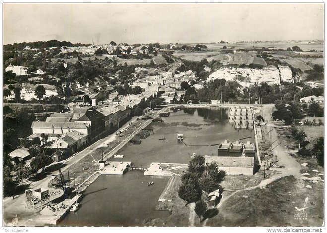 17 -Mortagne sur Gironde, le bassin.jpg