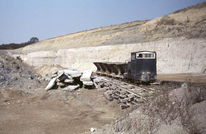 1976-0738.JPG