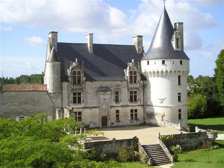 57 - chateau de Crazannes.jpg