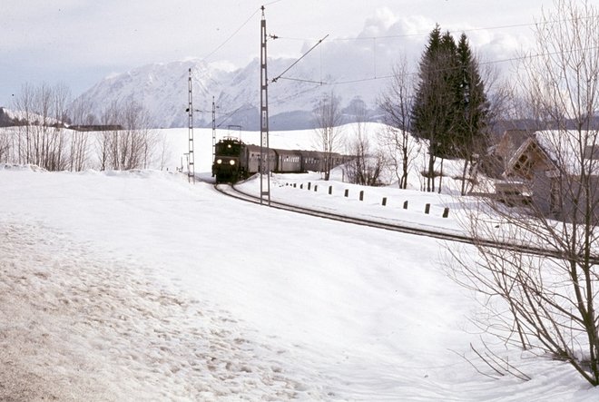 1977-0228.JPG