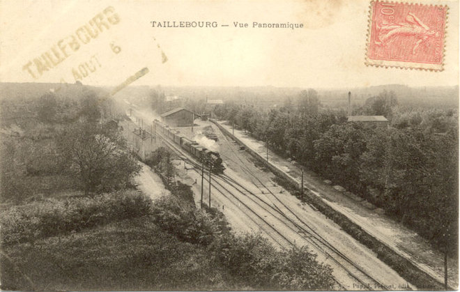 107 - Q004 Taillebourg Vue en hauteur de la Gare.jpg