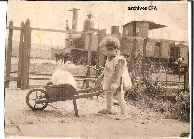 Claudine vers 1927 Ã  Saint-Amand.jpg