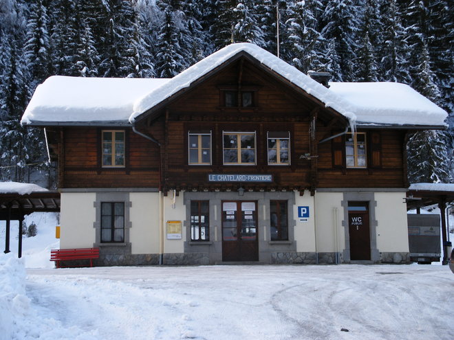 Gare du Chatelard-frontière.JPG