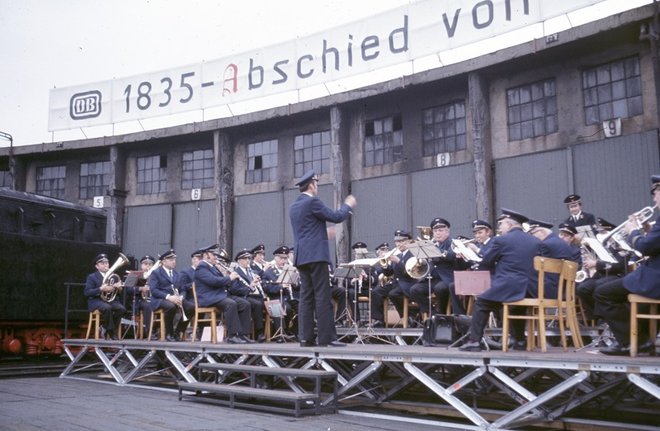 1977-1287.JPG
