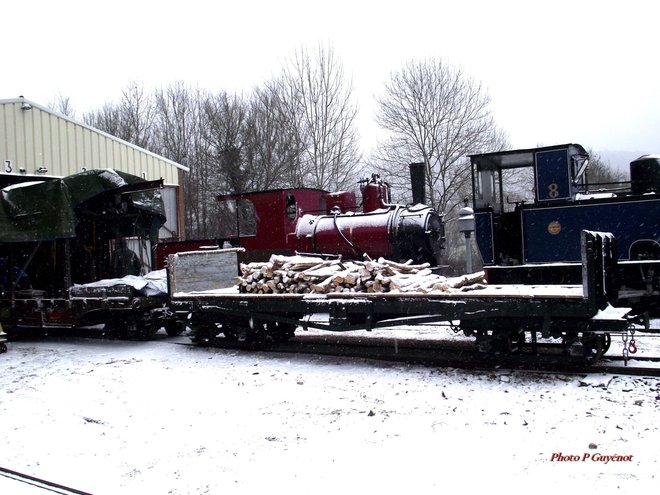 train 011.JPG