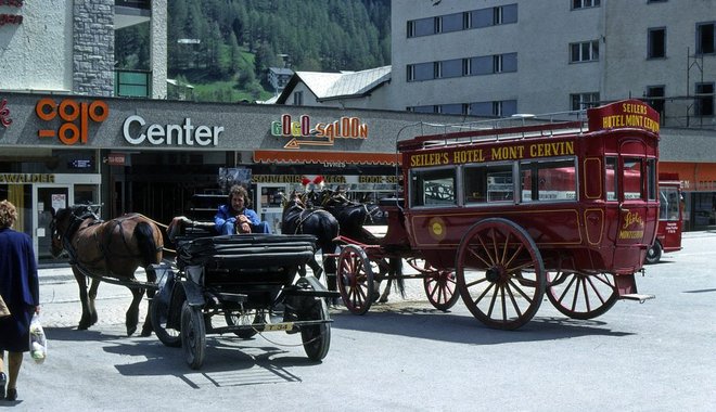 77-06-201-Zermatt.jpg