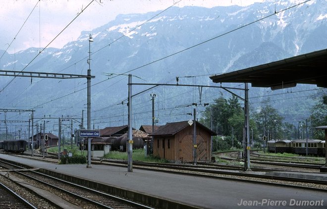 77-06-523-Interlaken.jpg